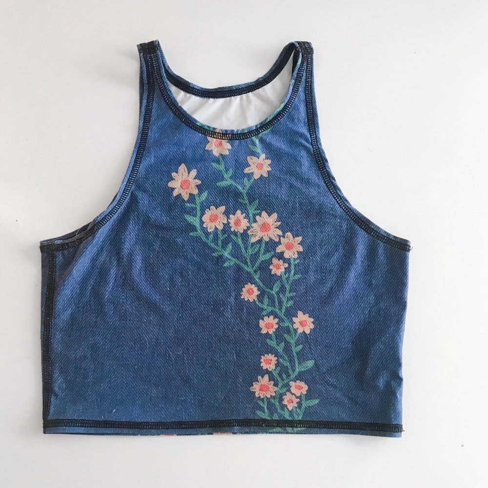 Teeki Mermaid Tank.